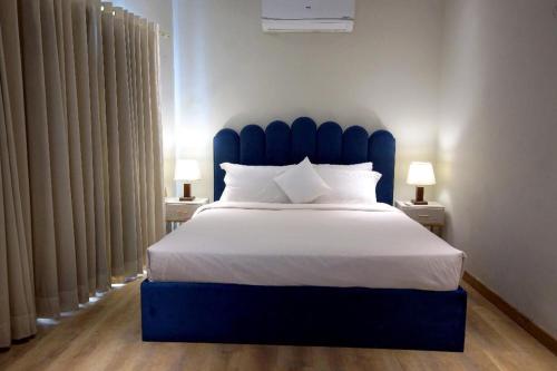 3-Bedroom Luxury Apartment - The Opus Luxury Residences by Book N Rent - image 14