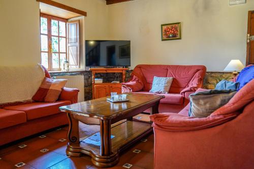Casa Rural La Santa in Pilona
