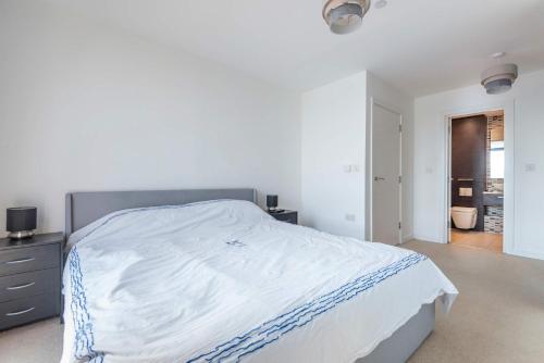 Brand-new contemporary flat in Bermondsey - image 8