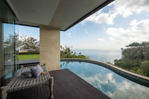 By The Cliff Bali Villa
