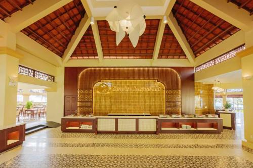 Restaurant, Sunny Beach Resort in Phan Thiet