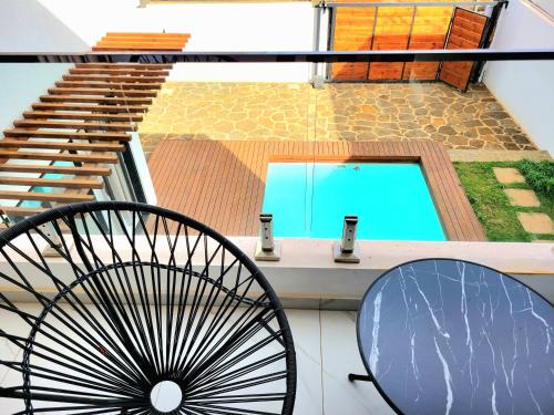 陽台/露台, Maurent Villa - Private Pool near Trou aux Biches Beach, Shops & Restaurants in 小辣椒潘特