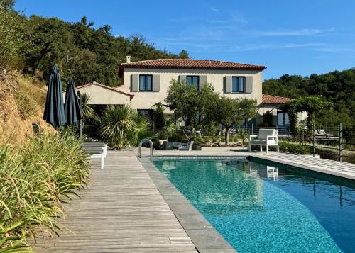 阿尔诺别墅 阿尔诺别墅