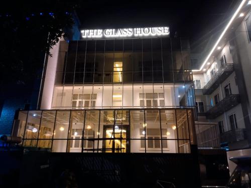 Hotel the Glass House 4