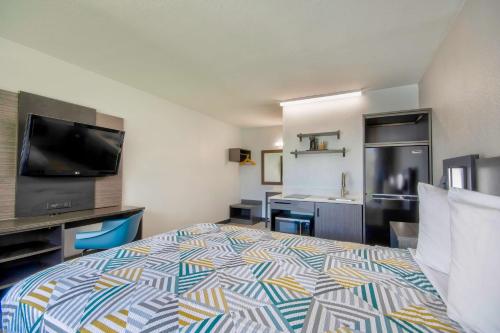 Deluxe Double Room - Non-Smoking
