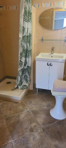 Charmant studio in ฟองวิเย่