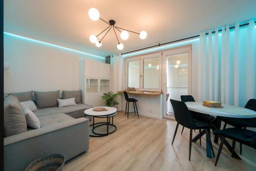 Aleja Waszyngtona Deluxe Apartment by BookingHost, Warsaw