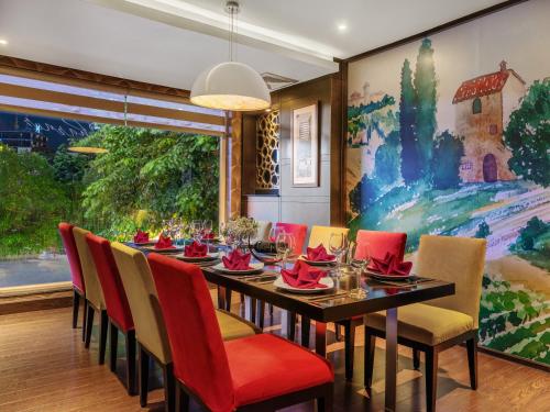 Facilities, Palace Hotel Saigon in Ho Chi Minh City