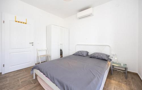 House 25, Marina (photo 8)