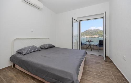 House 25, Marina (photo 10)