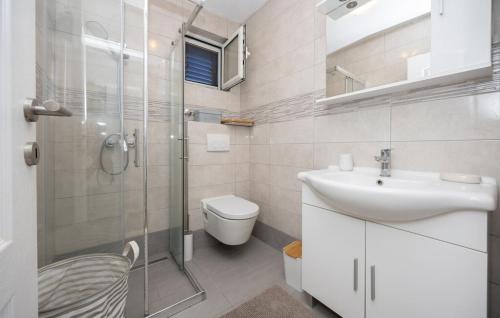 House 25, Marina (photo 4)