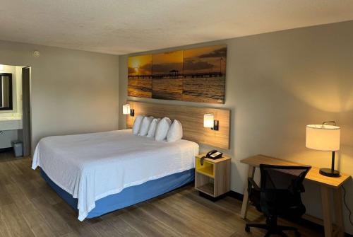 Days Inn by Wyndham Crystal River - image 6