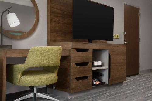 Hampton Inn Haverhill - image 10