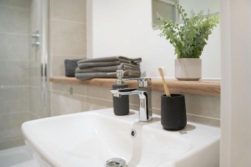 NEW! Media City 2BR FREE WIFI, Manchester (fotografie 10)
