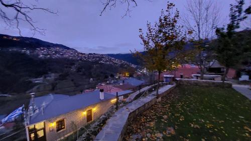 전망, Αρχοντικό Βαρσάνη ! (Αρχοντικο Βαρσανη !) in 아닐리오