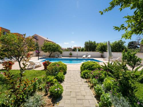 Apartment Bonex-5 by Interhome