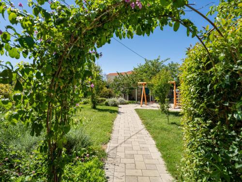 Apartment Bonex-5 by Interhome