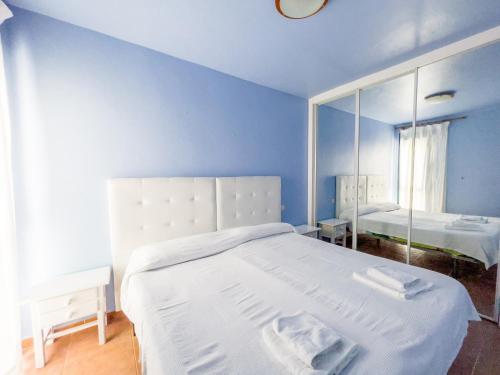 2 bedrooms, 4 beds