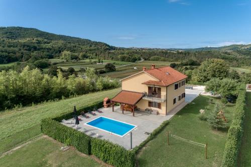 Villa Soffia with Private Pool, Pazin (Pisino)