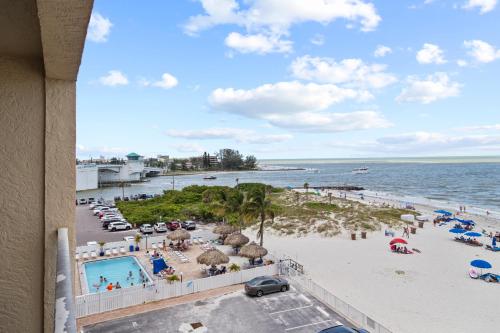 Corner Beach Front Unit - Beach Place #412 image
