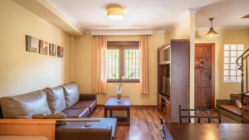 Casas Rurales Medina Granada by Ruralidays in Guevejar