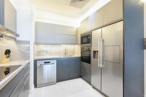 Palm Home next to Nakheel Mall with Private Beach, Dubai (photo 10)