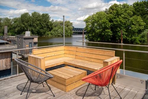 Hausboot OFF im Diamantgraben an der Elbe, Hamburgo (foto 10)