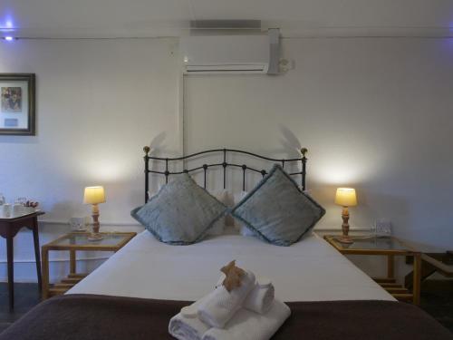 Autumn Breeze Manor Guest House