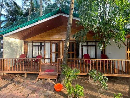 2 bedrooms, 2 beds