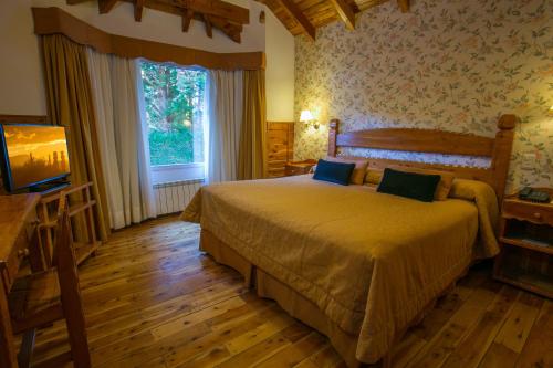 Huinid Bustillo Cabanas - Photo 2