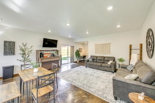 Idaho Retreat with Fire Pit - 2 Mi to McArthur Lake in Sandpoint (ID)