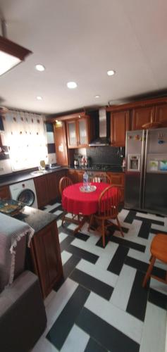 Amir ain benian in עין בניאן