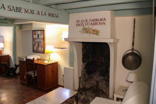 Létesítmények, Casa Rural El Horno de la Aldegüela (Casa Rural El Horno de la Aldeguela) in Torrecaballeros