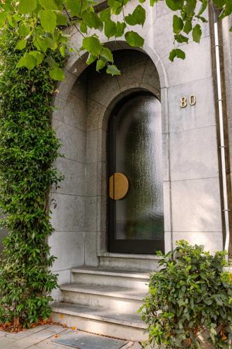 Huswell - Beautiful, bright and spacious home in Antwerp - Tap to explore photos