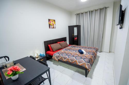Facilities, tourist Peaceful Family Rooms Abu Dhabi ME11APT baith al jannah LLC near Universal Speciality Medical Center