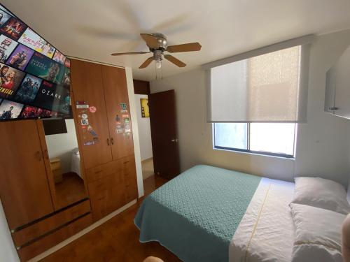 Cerca a las universidades San Marcos y Católica