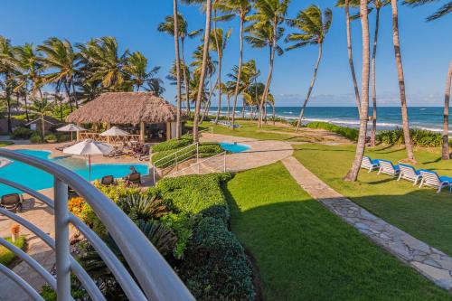 Truly Beachfront at Quiet Beach Truly Beachfront at Quiet Beach