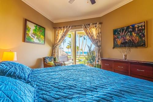 Truly Beachfront at Quiet Beach Truly Beachfront at Quiet Beach