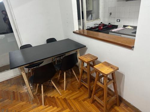 Paraiso Ortiz in Villa Crespo