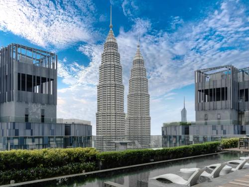 Star KLCC Elegant 2-3pax by DingDing, Kuala Lumpur