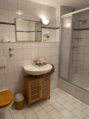 アリン Gasthof Oberer Wirt Biburg ホテル 眺望