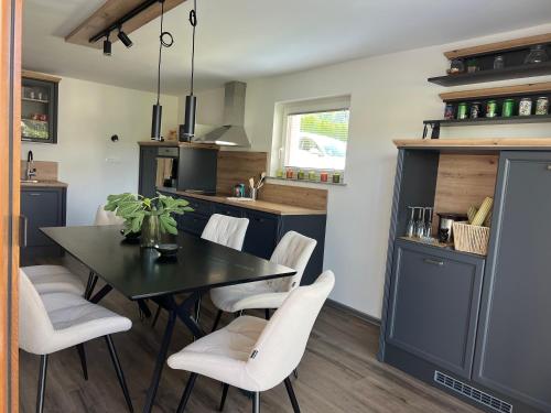 кухня, Apartma - Hiša Zofija (Apartma - Hisa Zofija) in Словенське Коньїце