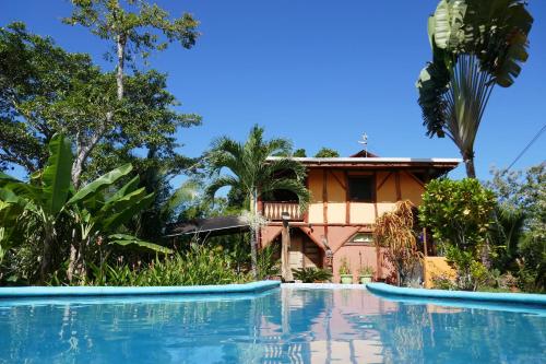 Chalet Tropical
