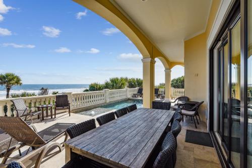 31 Singleton Beach- Oceanfront luxury home, spectacular views & private pool, FREE Activities Includ in Hilton Head Island (SC)