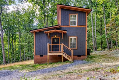 English Mountain Hideaway in Sevierville, USA