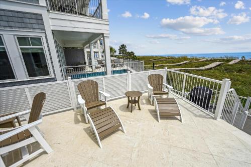 8 Terra Bella Trace- Oceanfront, 6 Primary Rooms, Pool, Roof Top, FREE Activities Included in Hilton Head Island (SC)