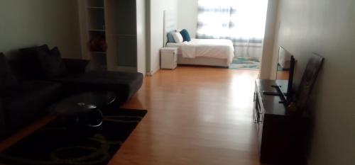 The Broadlands Long Stay Rosebank