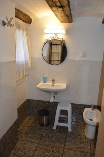 Fürdőszoba, Mas de Bruquet in Llimiana