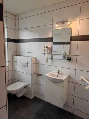 Badkamer, Neu Maisonette Haus jedes Zimmer mit eigenem Bad , Schlafen wie im Hotel mit Einbauküche (Neu Maisonette Haus jedes Zimmer mit eigenem Bad , Schlafen wie im Hotel mit Einbaukuche) in Eschweiler