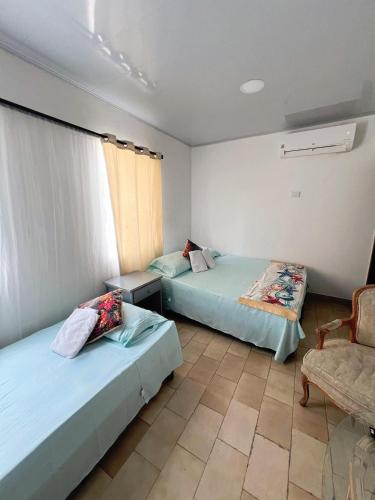 Studio Apartment image 2
